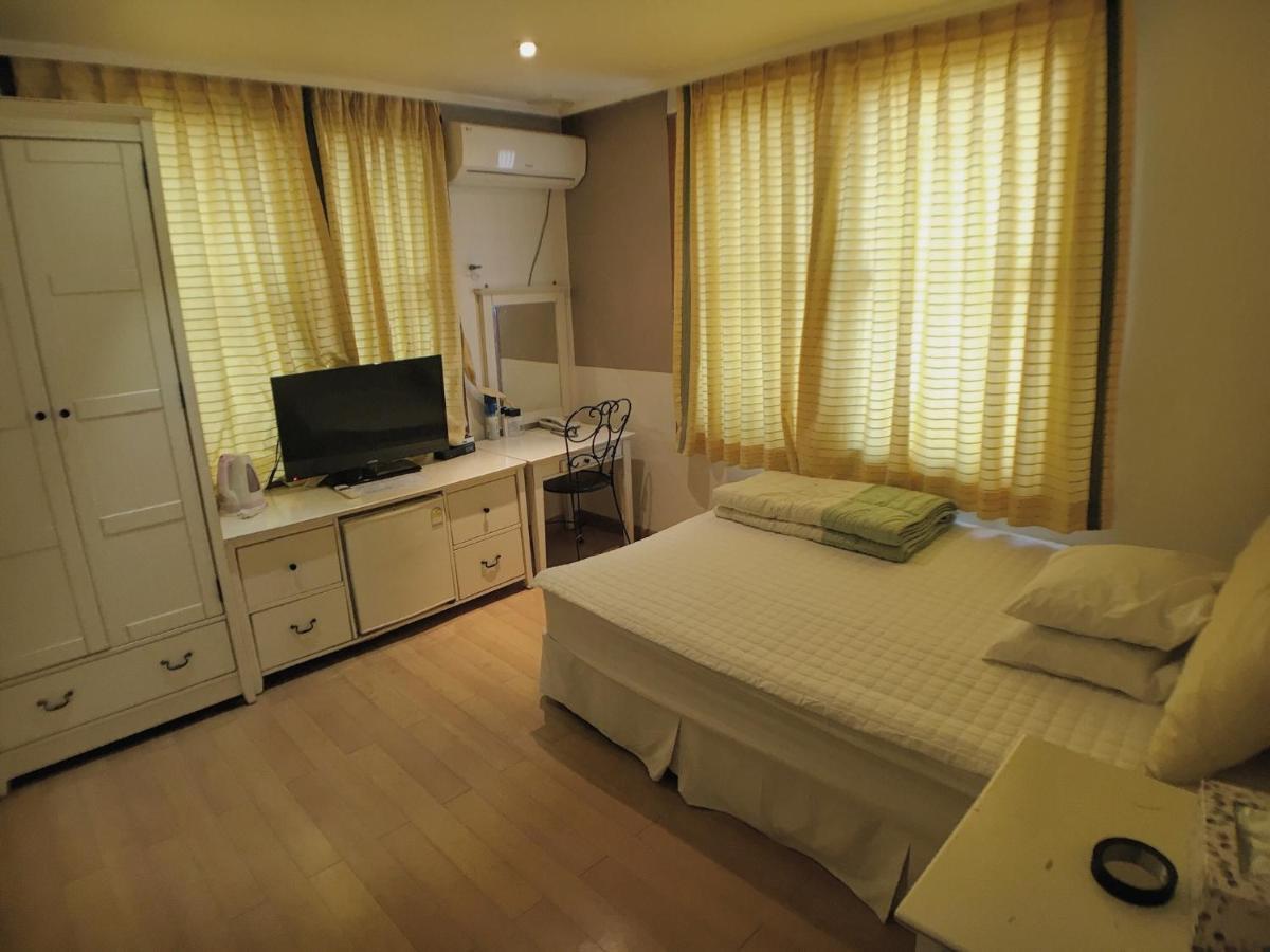Hotel Good Inn Seogwipo Exterior photo