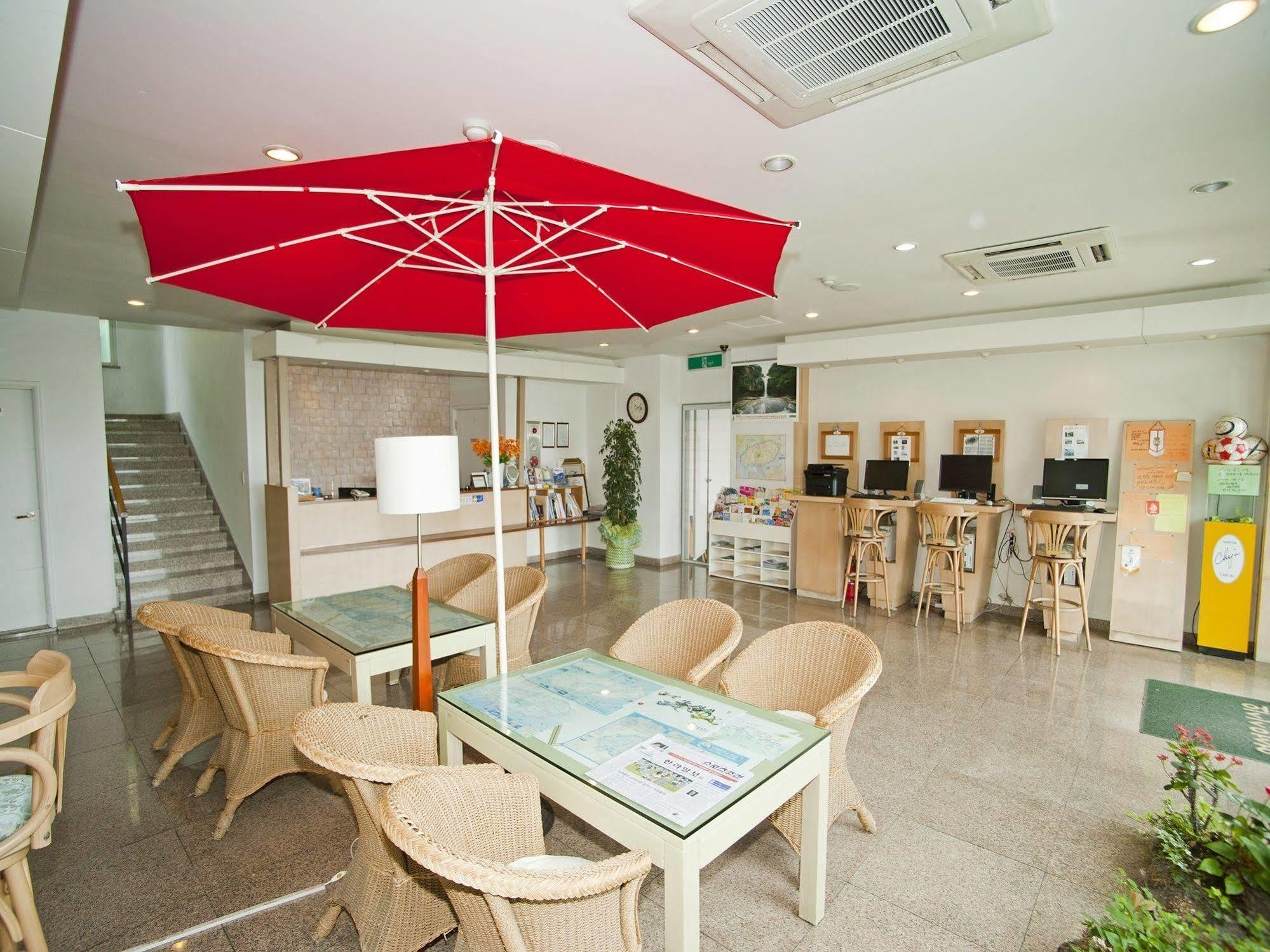 Hotel Good Inn Seogwipo Exterior photo
