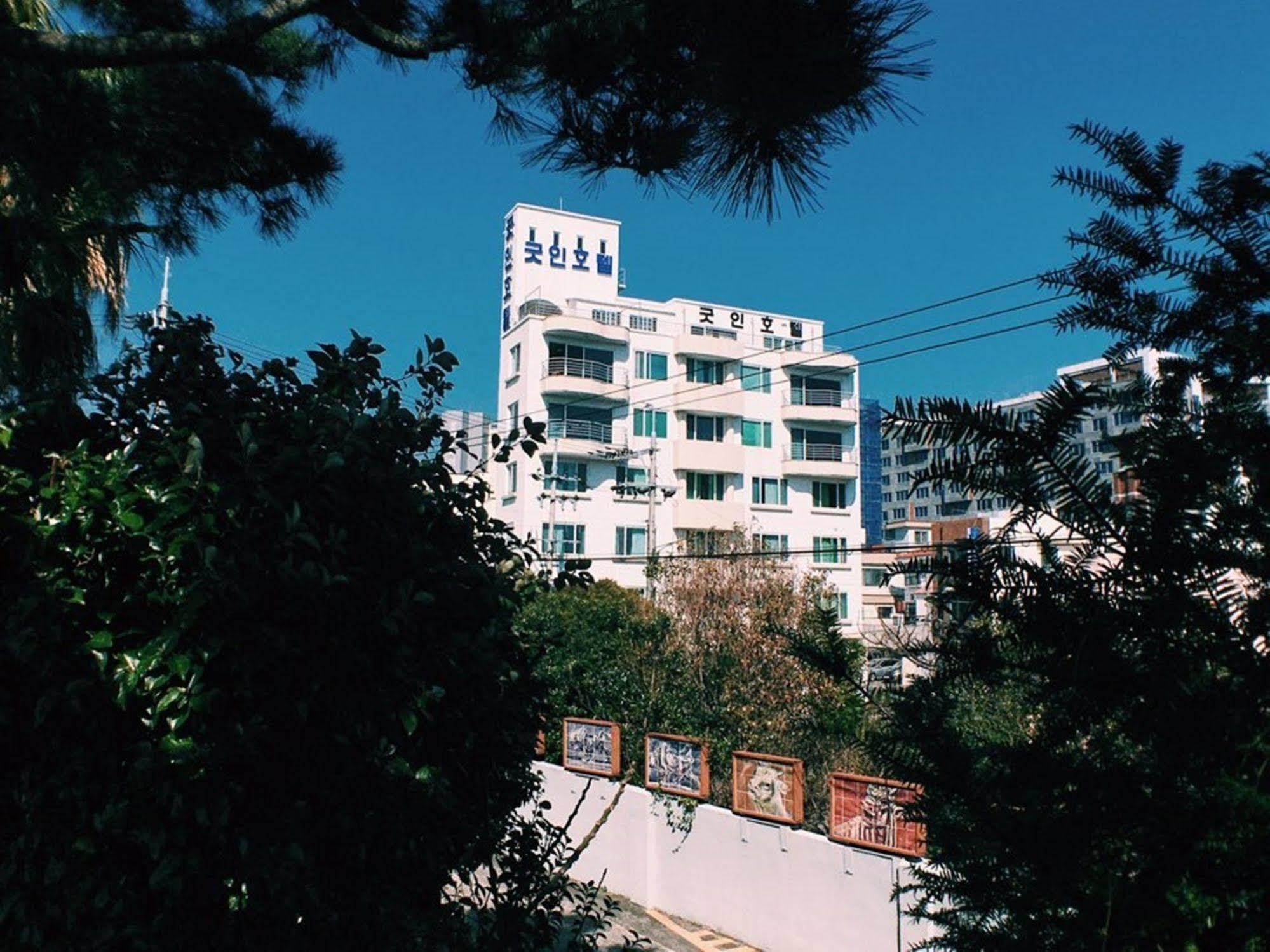 Hotel Good Inn Seogwipo Exterior photo